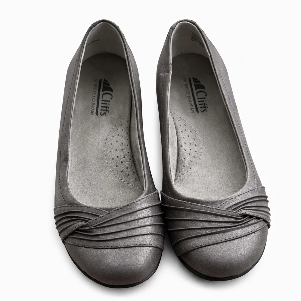 Cliffs by White Mountain Clara Ballet Flats | Pewter Silver | Women’s 7.5 NWOT